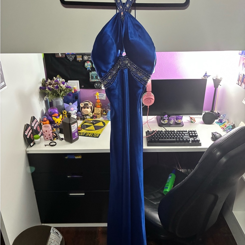 Elegant blue prom dress with finest ones
